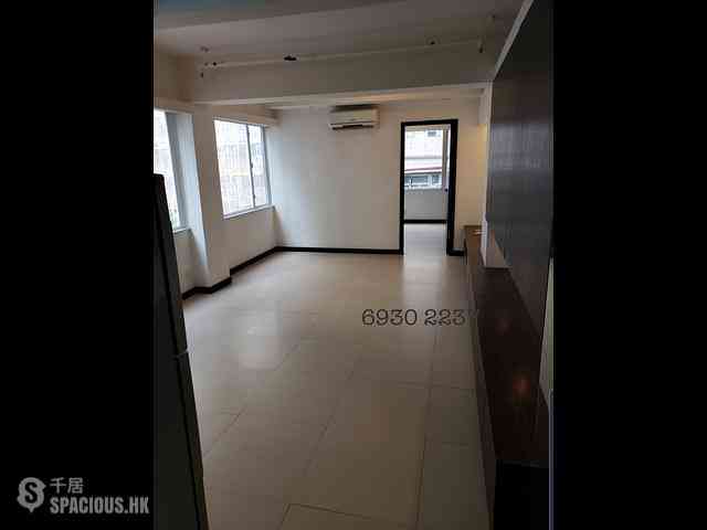 Sheung Wan - 119, Wing Lok Street 01