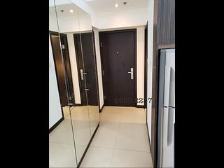 Sheung Wan - 119, Wing Lok Street 05