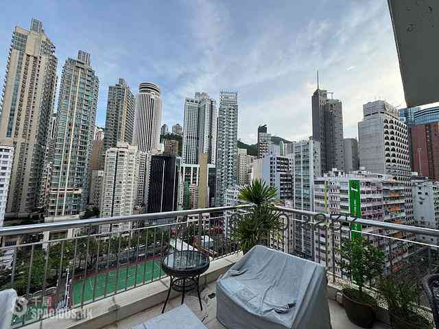 Wan Chai - Hip Sang Building 05