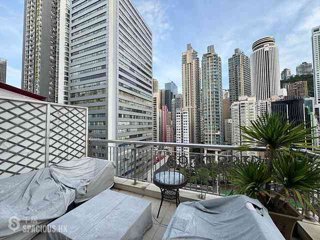 Wan Chai - Hip Sang Building 06