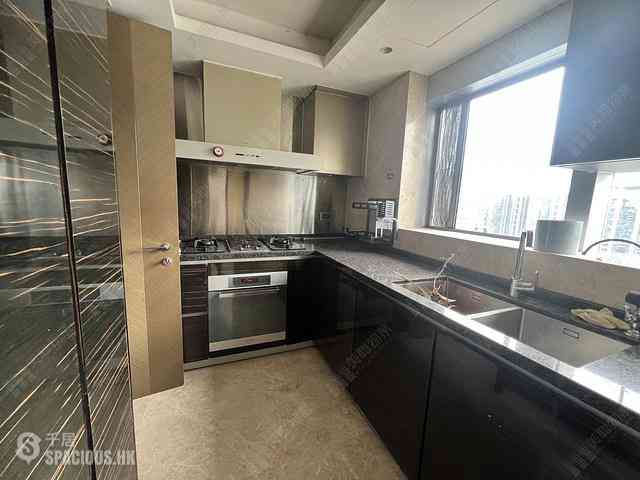 Wong Chuk Hang - Marinella Block 3 06