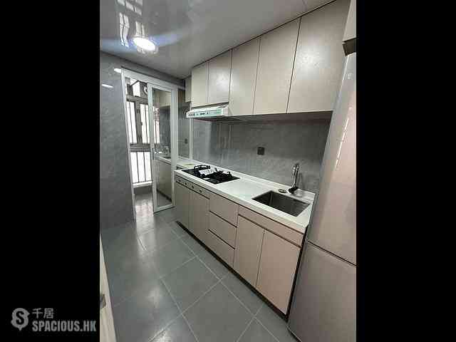 Tai Koo Shing - Tai Koo Shing Kao Shan Terrace Lu Shan Mansion 03