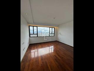 Stubbs Road - Evergreen Villa Block A 15