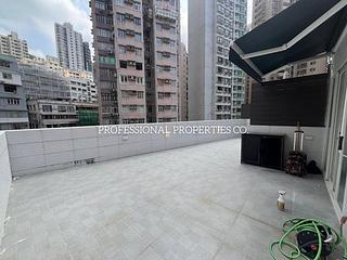 Sai Ying Pun - Sun Luen Building 04