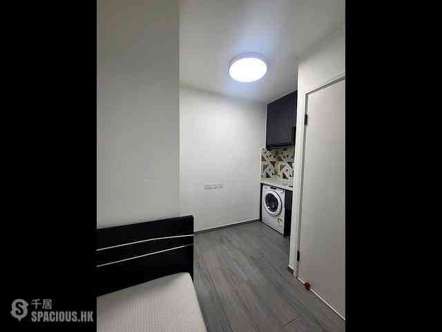 Mong Kok - 1030, Canton Road 02