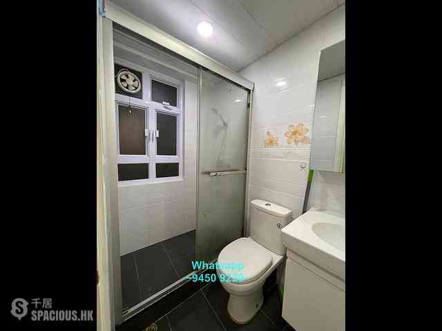 Sai Ying Pun - Kiu Shing Building 03
