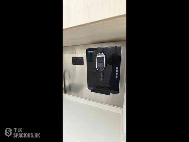 Sai Ying Pun - 326-328, Queen's Road West 04