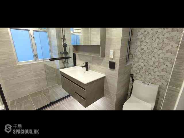 Sai Ying Pun - 326-328, Queen's Road West 07