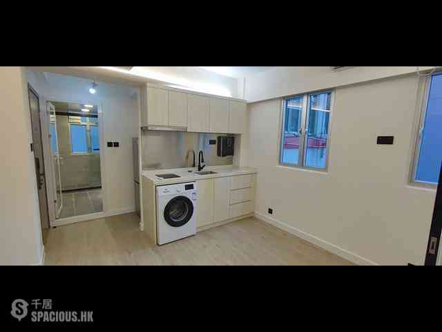 Sai Ying Pun - 326-328, Queen's Road West 11