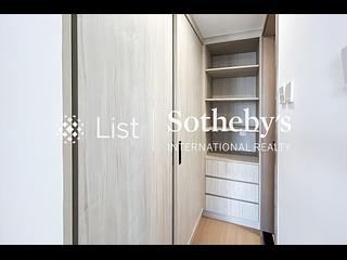 Mid Levels Central - 62B, Robinson Road 06