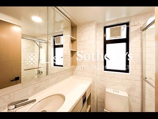 Mid Levels Central - 62B, Robinson Road 12