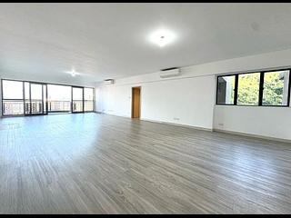 Mid Levels Central - Clovelly Court 07
