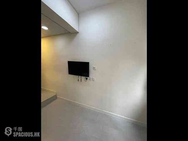 Tin Hau - 31-33, King's Road 14