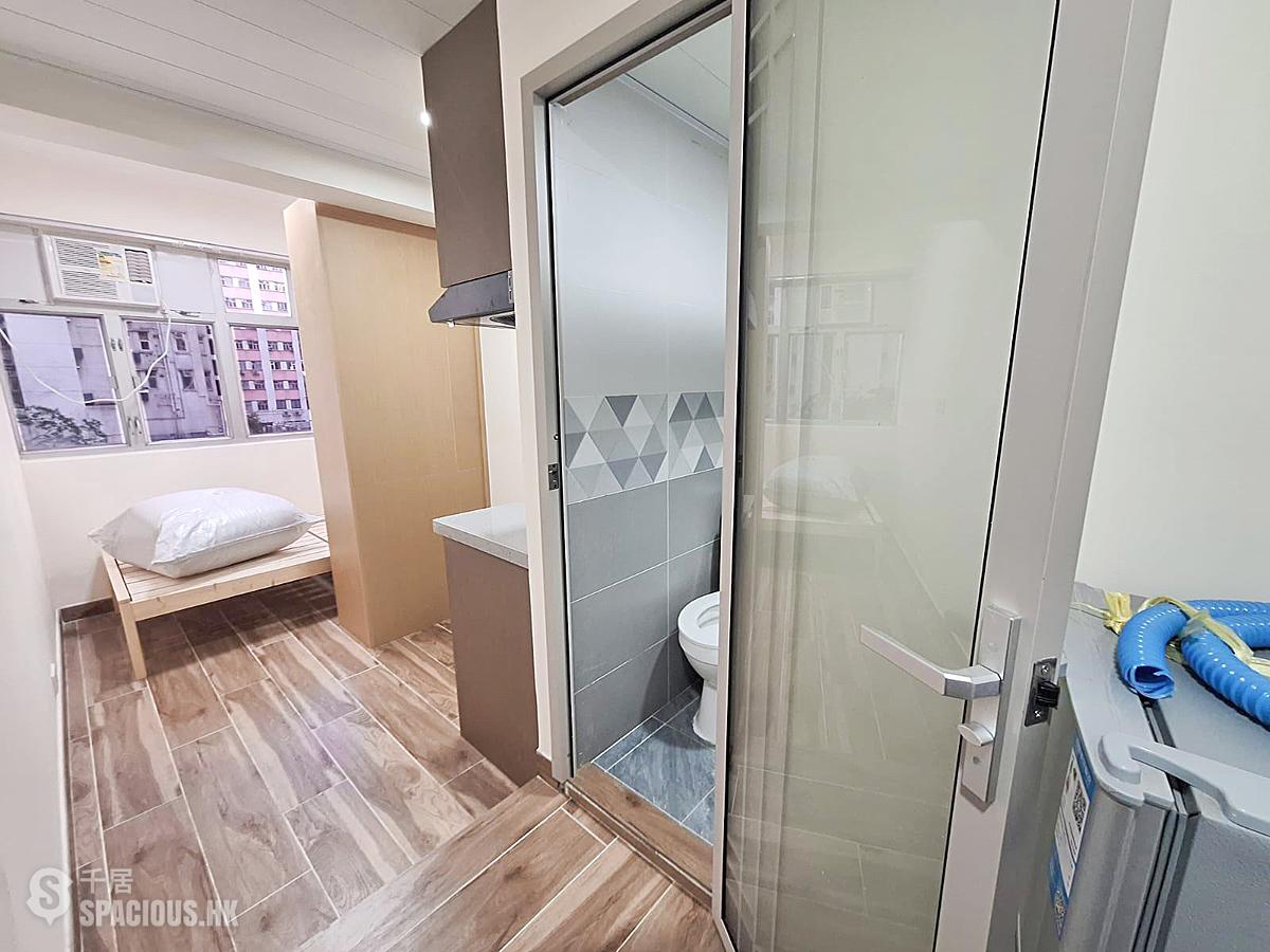 Kennedy Town - 131-133, Belcher's Street 01