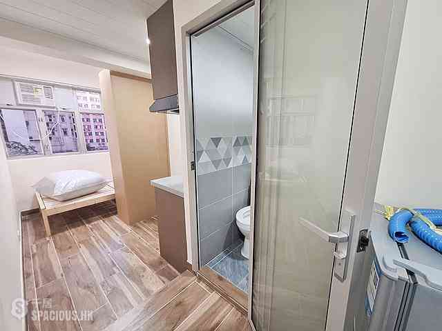 Kennedy Town - 131-133, Belcher's Street 01