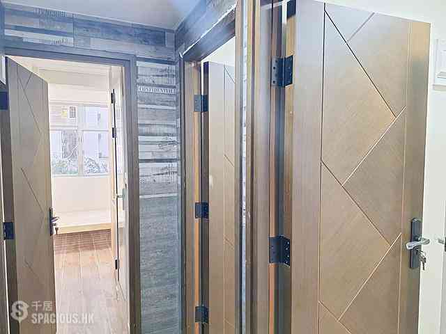 Kennedy Town - 131-133, Belcher's Street 08