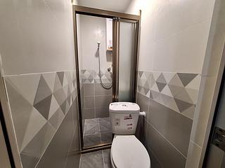 Sheung Wan - 120, Des Voeux Road West 04