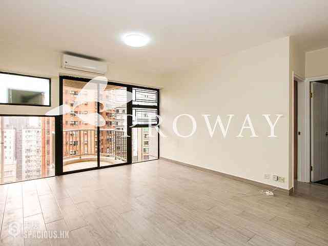 Mid Levels Central - Elegant Terrace 01