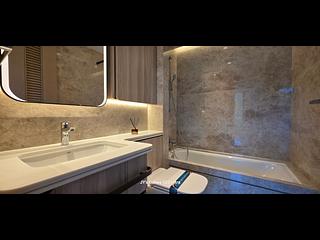 Wong Chuk Hang - The Southside Phase 4A La Montagne I Tower 2B 11