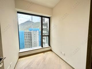 Wong Chuk Hang - The Southside Phase 1 Southland Tower 1B 04