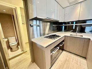 Wong Chuk Hang - The Southside Phase 1 Southland Tower 1B 05