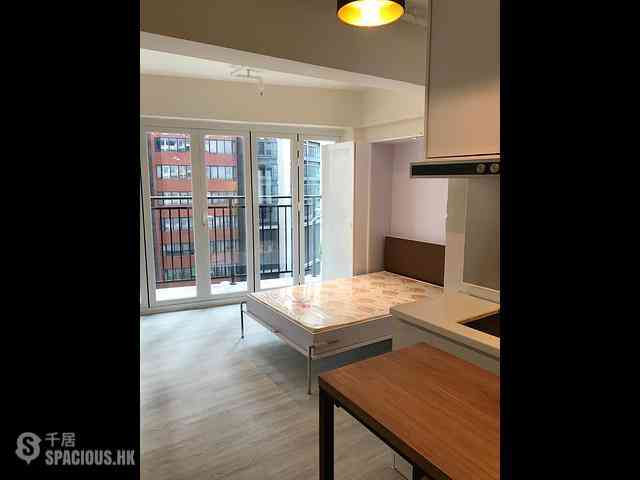 Sheung Wan - 124-126, Wing Lok Street 01
