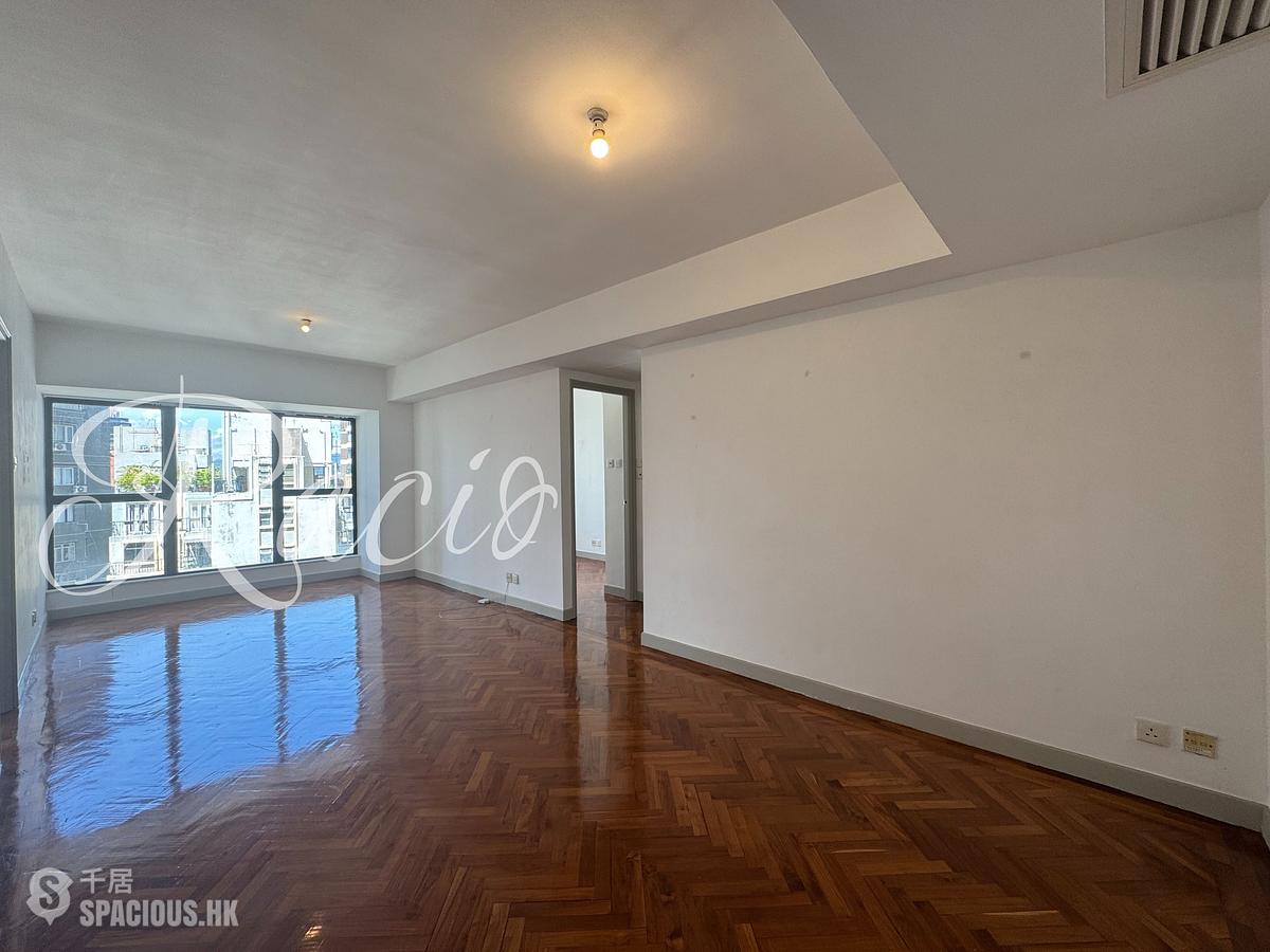 Mid Levels Central - 62B, Robinson Road 01