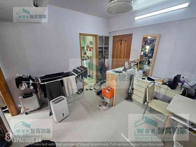 Sai Ying Pun - Kwan Yick Building Phase 3 01