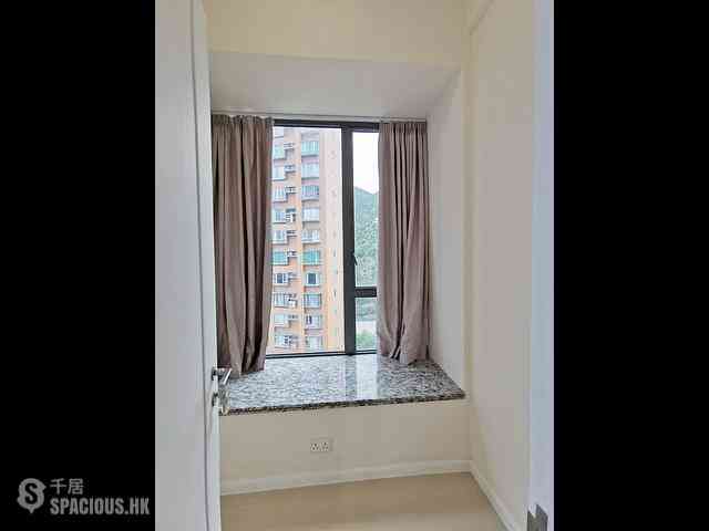 Tuen Mun - Crown By The Sea 07