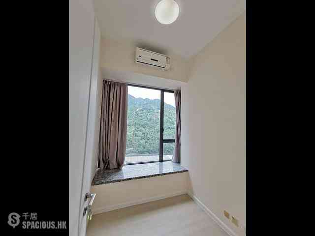 Tuen Mun - Crown By The Sea 05