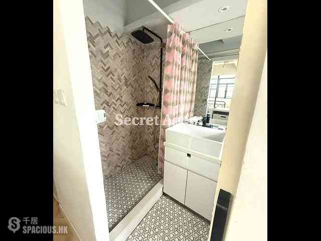 Sheung Wan - 179, Hollywood Road 05
