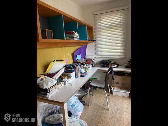 Lam Tin - Kai Tin Towers Block B 05