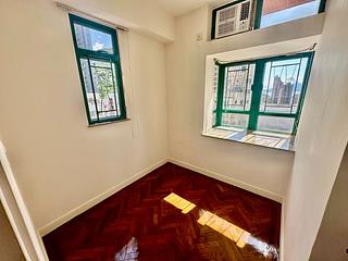 Kennedy Town - Shun Cheong Building 07