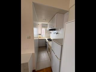 Sai Ying Pun - Cheung Ling Mansion 03