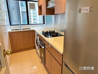 Mid Levels Central - 62B, Robinson Road 11