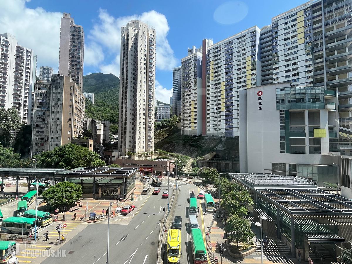 Kennedy Town - Luen Tak Apartments 01