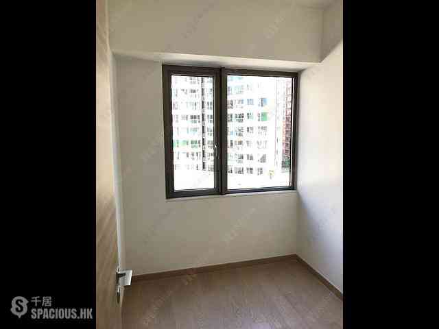 Pak Shek Kok - Solaria Tower 6 06