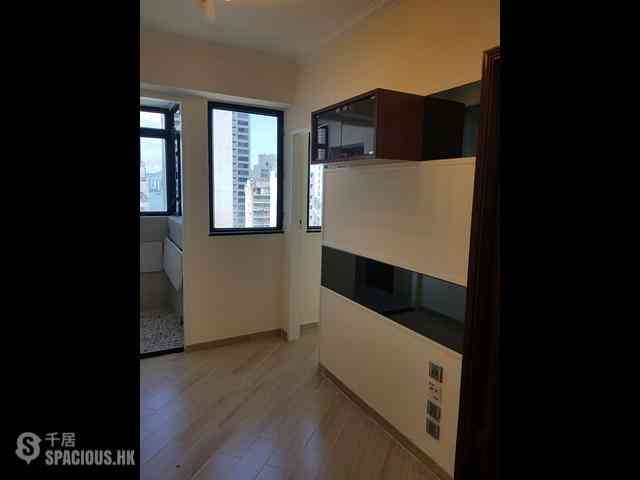 Sai Ying Pun - Fung King Court 03