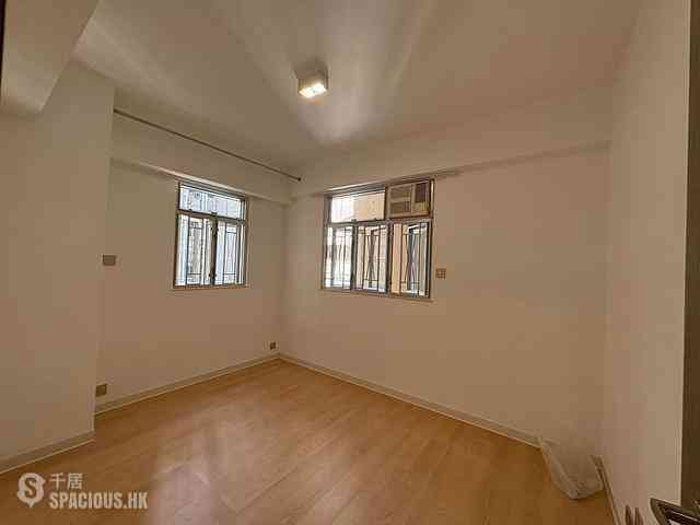 Sheung Wan - Tai Fat Building 01