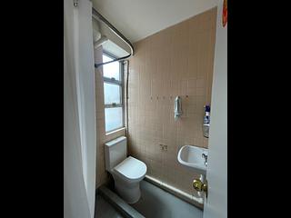 Sai Ying Pun - Fook Moon Building 03