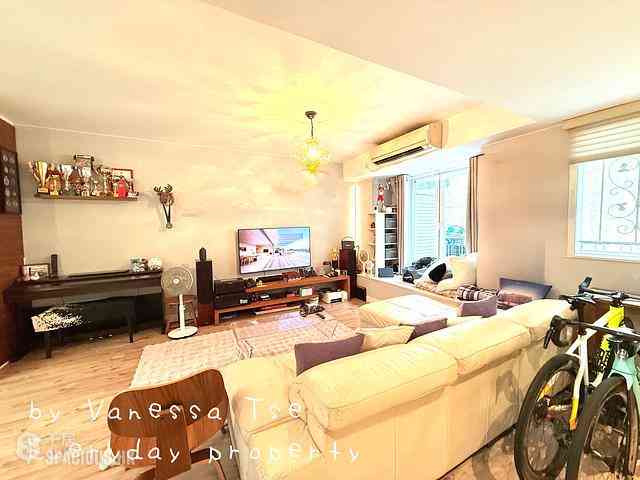 Clear Water Bay - Hiram's Villa 02