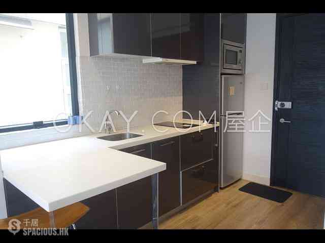 Sai Ying Pun - Hing Yip Building 03