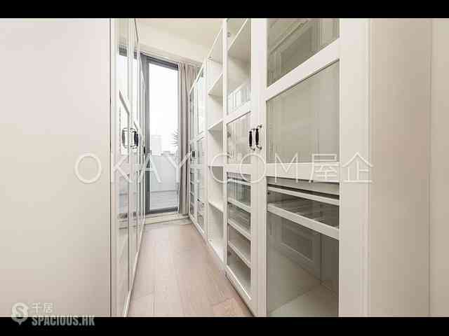 Gold Coast / So Kwun Wat - The Carmel 12