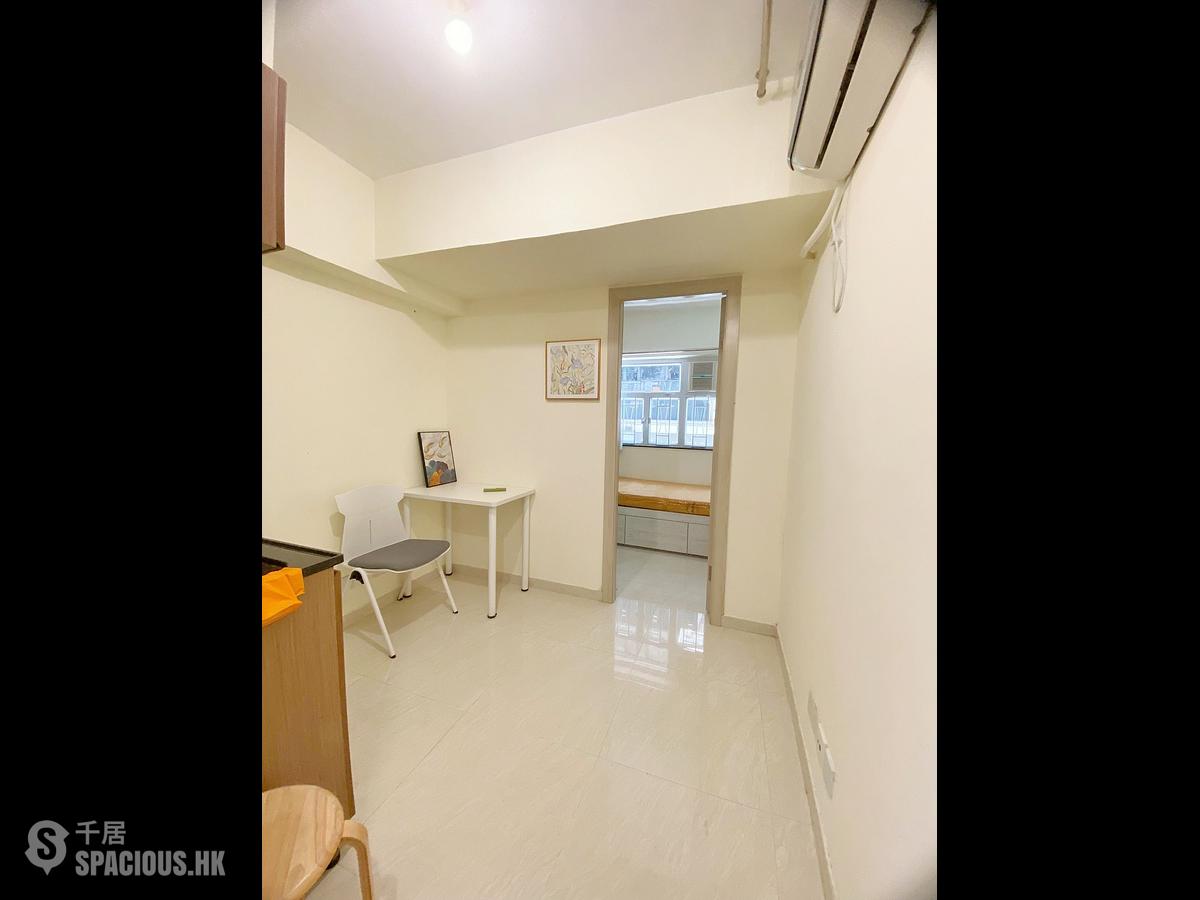 Kennedy Town - Tai Tak Mansion 01