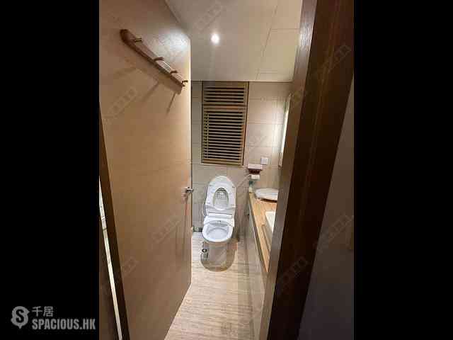 Tai Kok Tsui - Florient Rise Tower 1 04