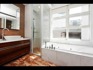 Chung Hom Kok - 33, Cape Road 02