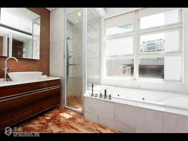 Chung Hom Kok - 33, Cape Road 02