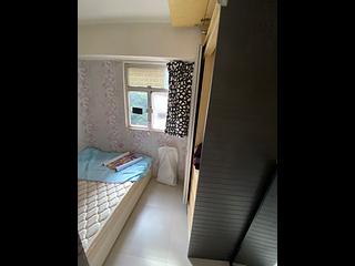 Sai Ying Pun - Kwan Yick Building Phase 3 05