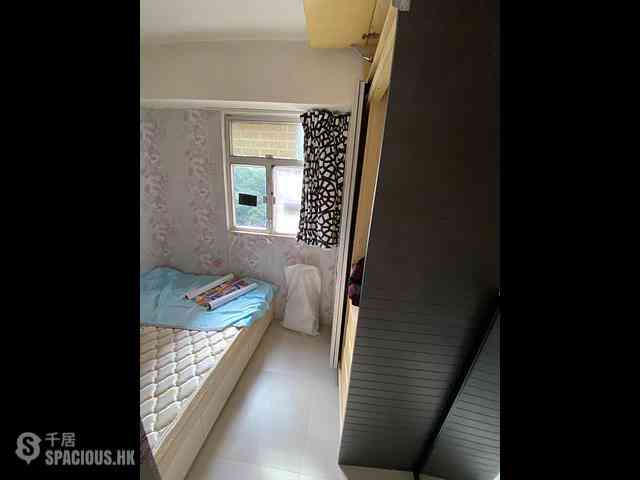Sai Ying Pun - Kwan Yick Building Phase 3 05