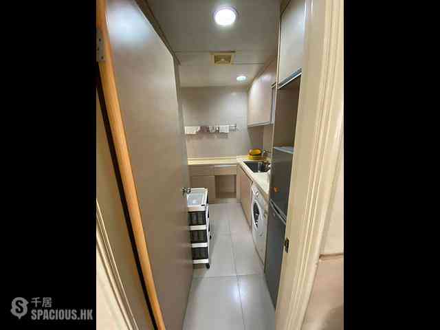 Sai Ying Pun - Kwan Yick Building Phase 3 06
